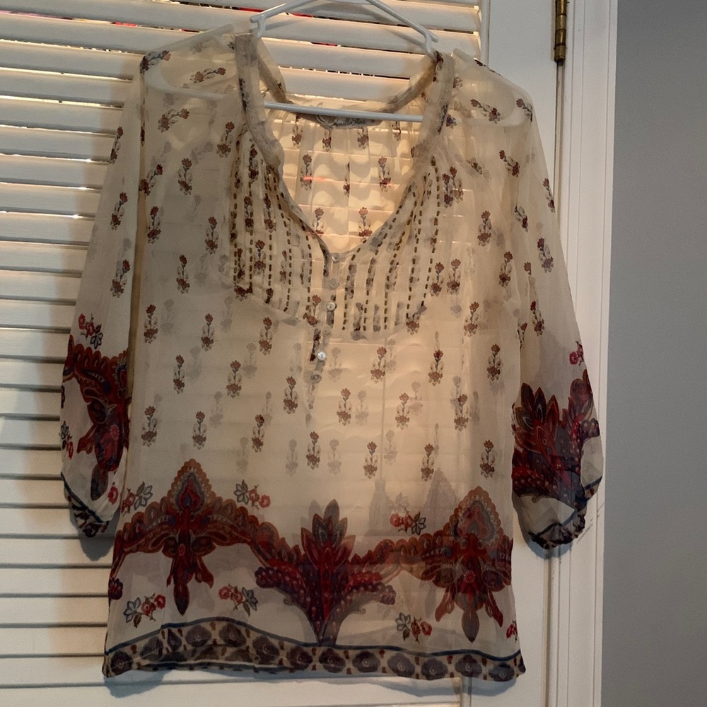 Printed flowy blouse